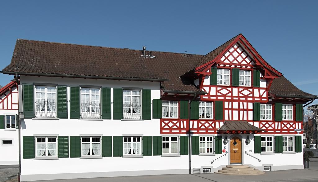 Gasthof Eisenbahn Weinfelden Extérieur photo